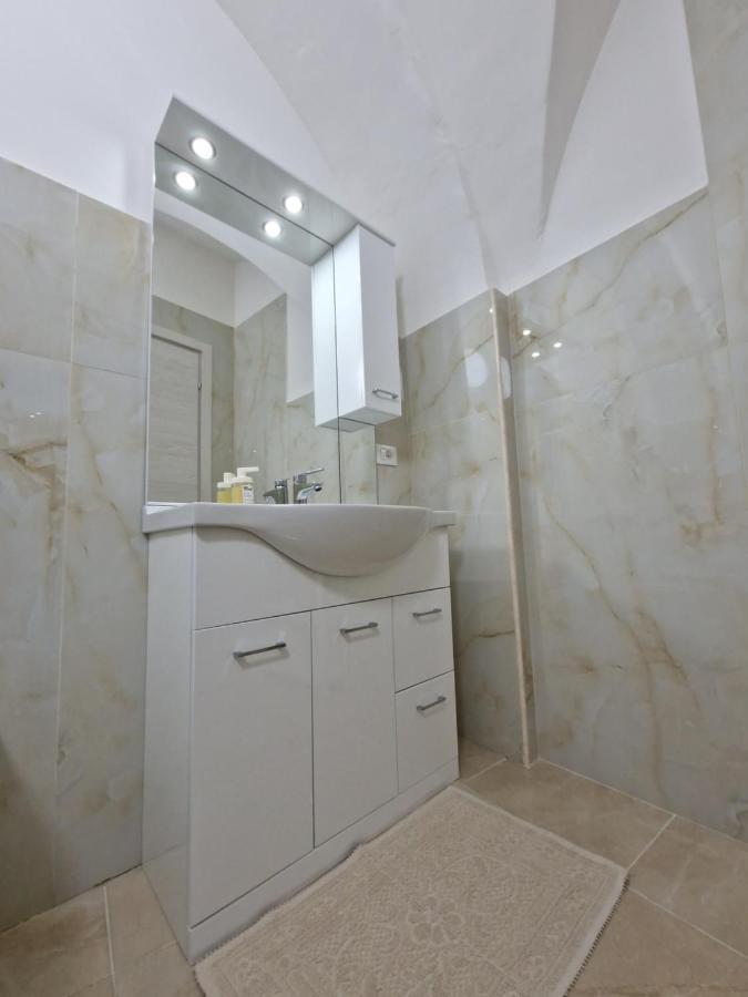 Daniel'S House Apartment Catania Ngoại thất bức ảnh